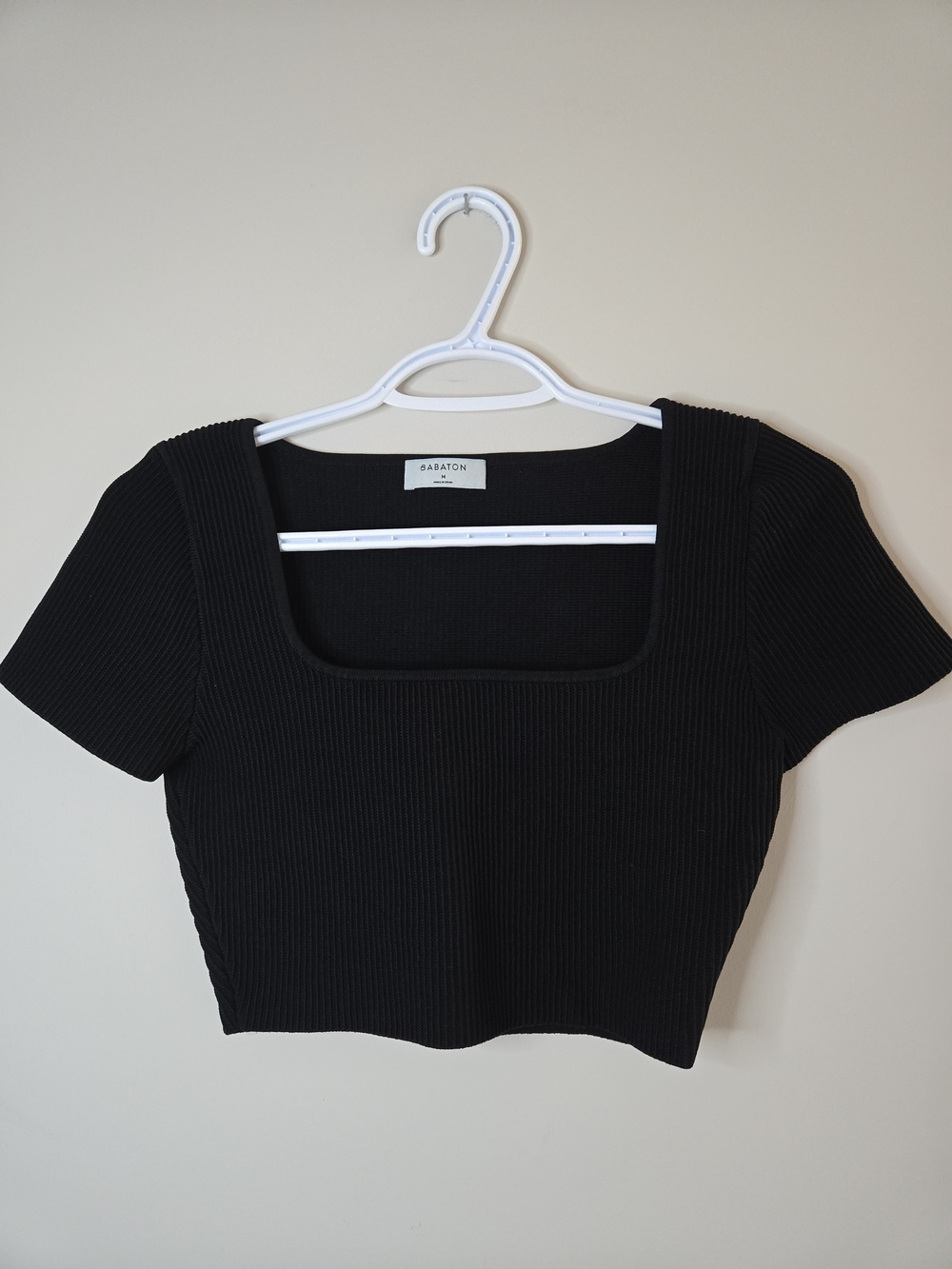Babaton black ribbed square neck crop tee, medium + new